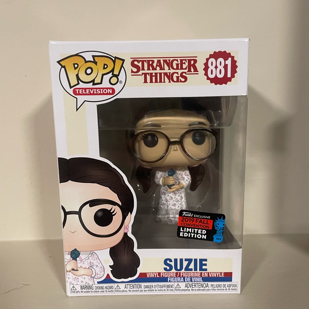 Stranger Things Suzie Exclusive Mint NEW